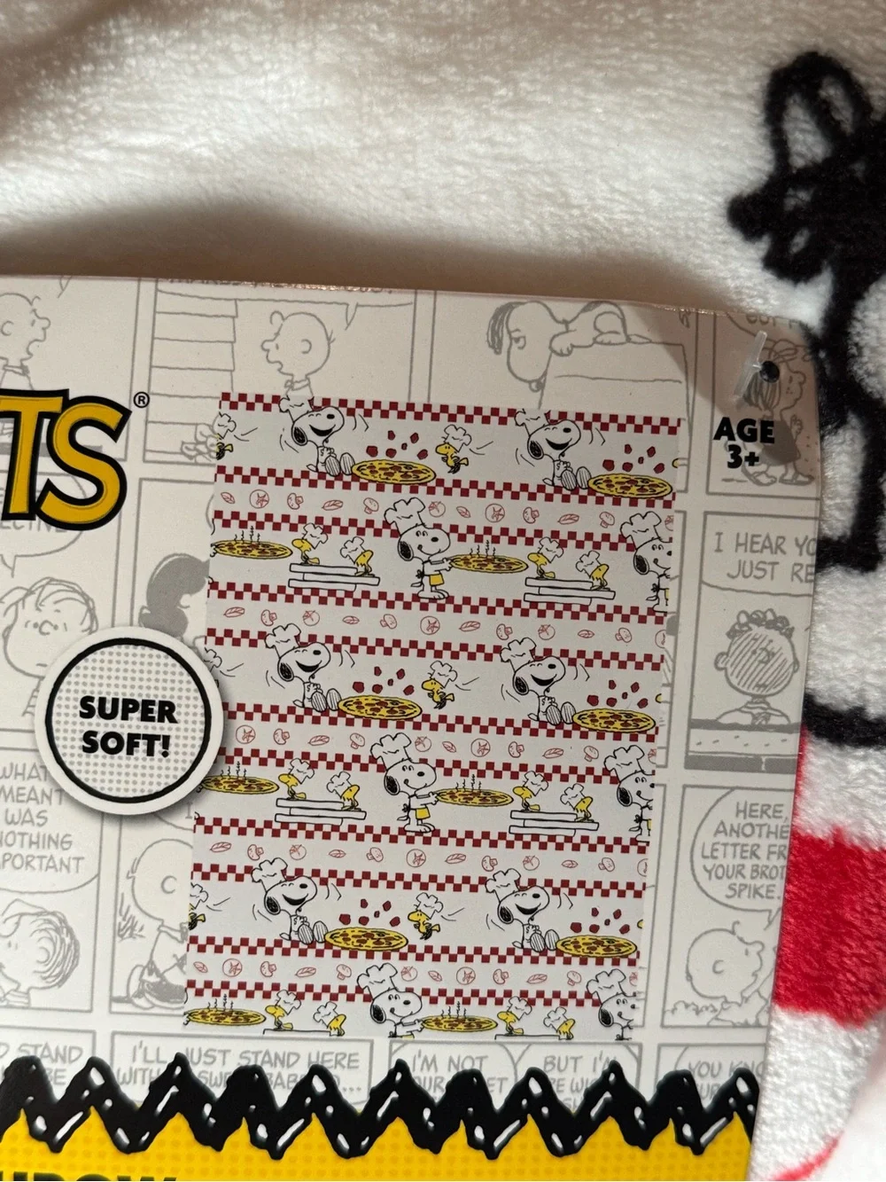 Snoopy & Woodstock Pizza Chef Plush Throw Blanket
